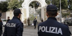 Police officers stand front the entrance of the Apostolic Nunciature in via Po in Rome, 31 October 2018. The bone fragments were found during construction work at the Vatican's embassy to Italy, near the city's famous Villa Borghese museum. A Vatican statement said experts were trying to determine the age and sex of the remains, and the date of death. Italian media have speculated they may be those of a teenage daughter of a Vatican employee who vanished in 1983.The disappearance of 15-year-old Emanuela Orlandi has been widely linked either to organised crime or to an attempt to force the release from prison of Mehmet Ali Agca, the Turkish man who tried to assassinate Pope John Paul II in 1981. ANSA/FABIO FRUSTACI
